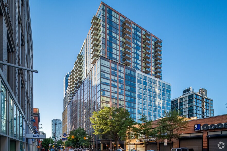 292 Livingston St, Brooklyn, NY for sale - Primary Photo - Image 1 of 1