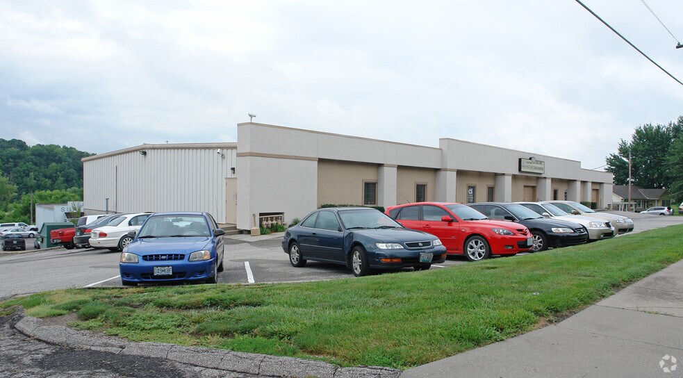 4311-4343 Merriam Dr, Overland Park, KS for lease - Primary Photo - Image 2 of 4