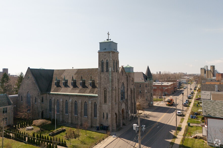 193 Elk St, Buffalo, NY for sale - Primary Photo - Image 1 of 7