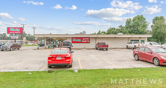 O'Reilly Auto Parts - Parking Garage