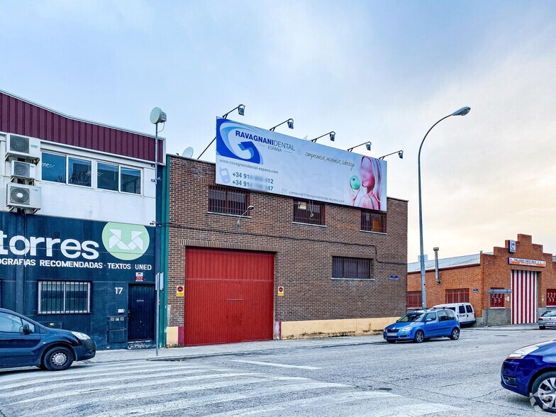 Calle Fresnedillas, 4, Alcorcón, Madrid for lease - Building Photo - Image 2 of 3