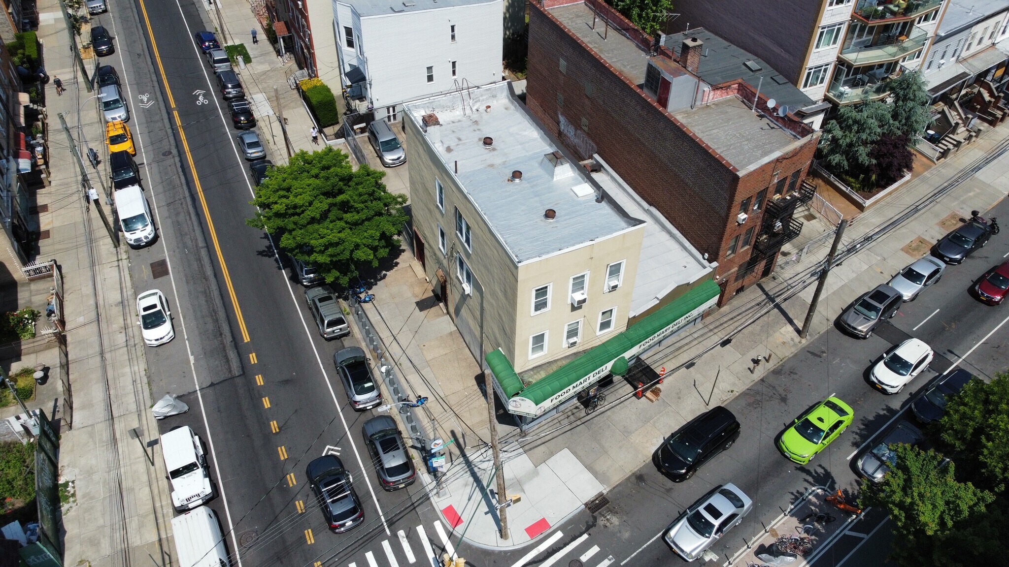 2357 31st Ave, Astoria, NY for sale Primary Photo- Image 1 of 1
