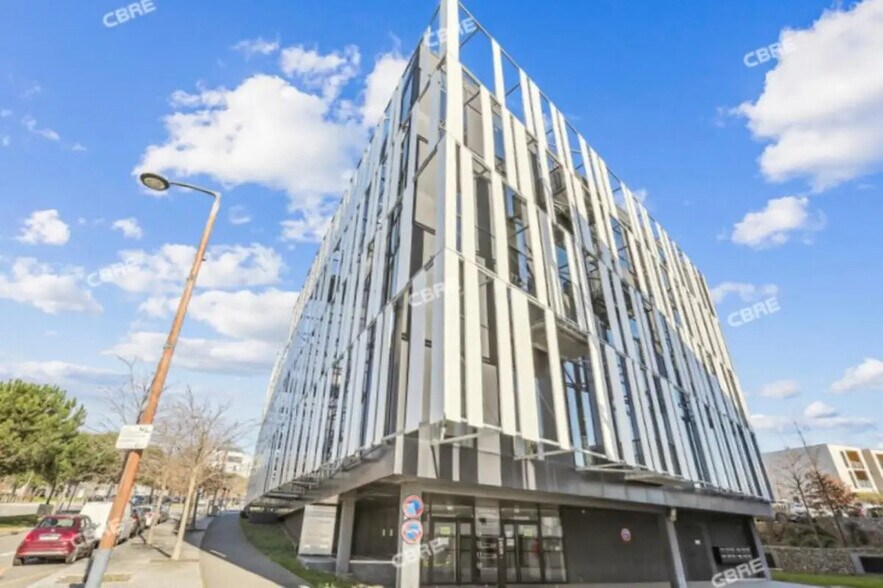 Office in Balma for lease - Building Photo - Image 2 of 14