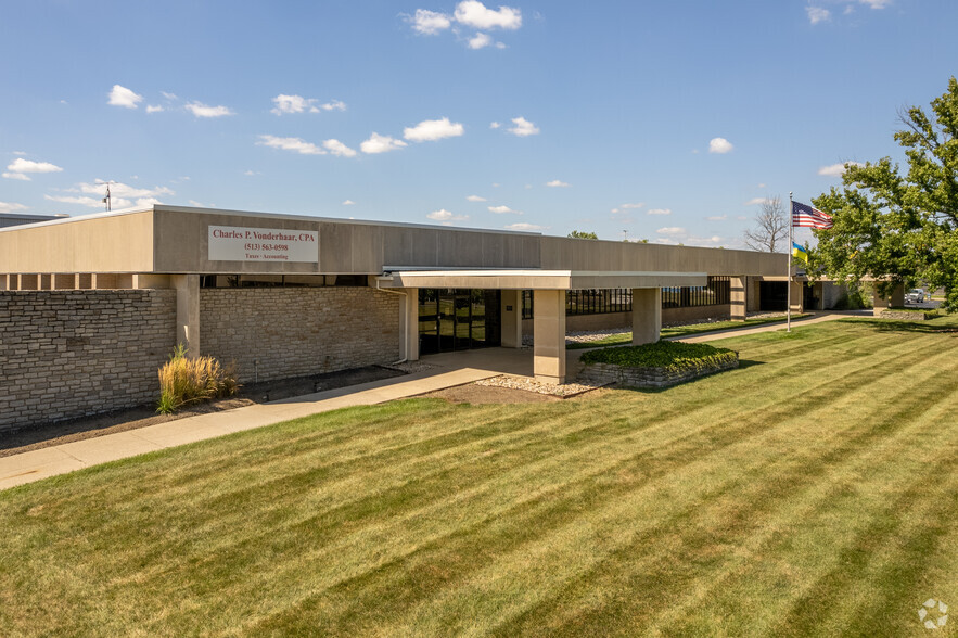 10001 Alliance Rd, Blue Ash, OH for sale - Building Photo - Image 1 of 1