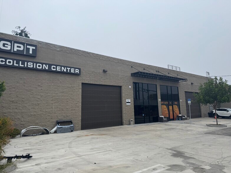 7626 Balboa Blvd, Van Nuys, CA for lease - Building Photo - Image 1 of 10