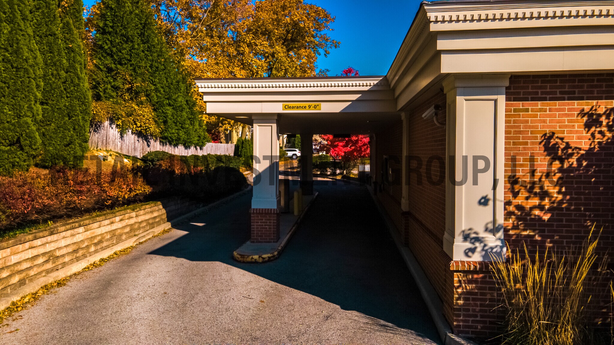 1444 E Boston Post Rd, Mamaroneck, NY 10543 People's United Bank