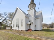 307 Broadnax St, Daingerfield TX - Wedding Venue