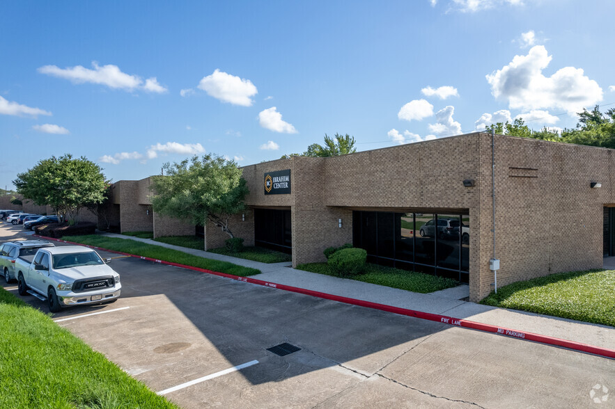 7505-7563 South Fwy, Houston, TX for lease - Building Photo - Image 3 of 8