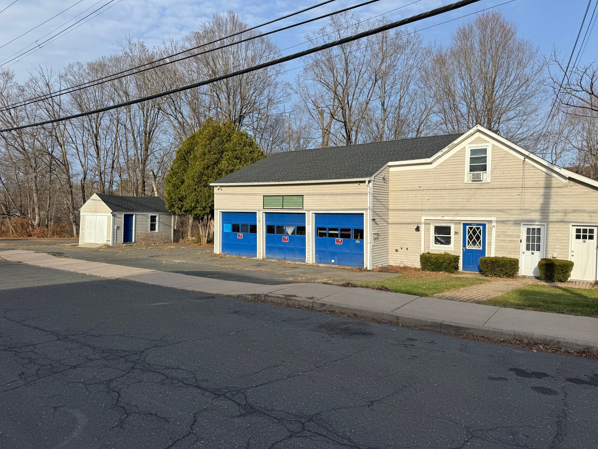 20 Main St, Tariffville, CT for lease Building Photo- Image 1 of 3