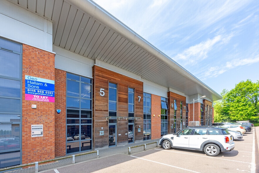 Lenton Ln, Nottingham for lease - Building Photo - Image 3 of 22