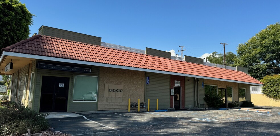 1620 S Grand Ave, Glendora, CA for lease - Building Photo - Image 1 of 3