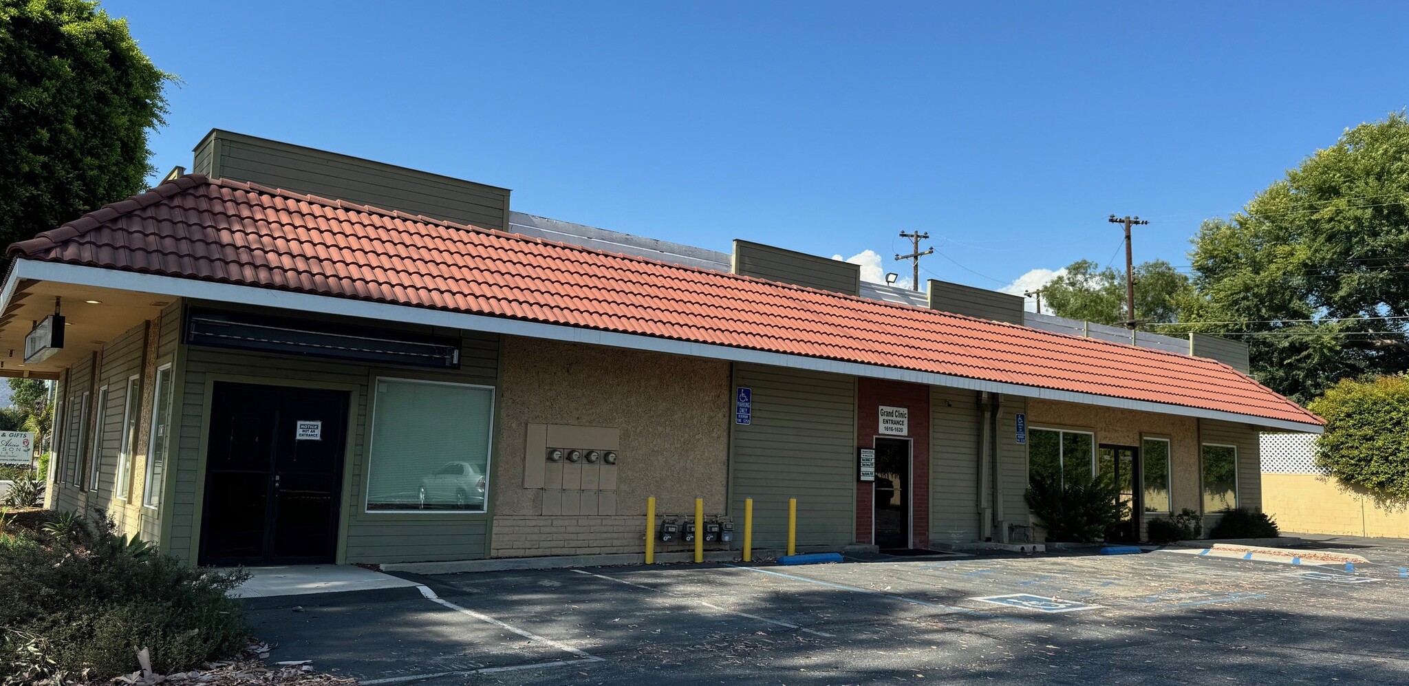 1620 S Grand Ave, Glendora, CA for lease Building Photo- Image 1 of 4