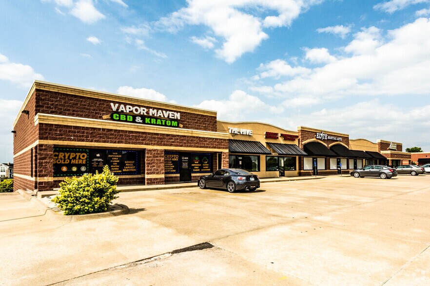 14100-14140 W 135th St, Olathe, KS for sale - Primary Photo - Image 1 of 1