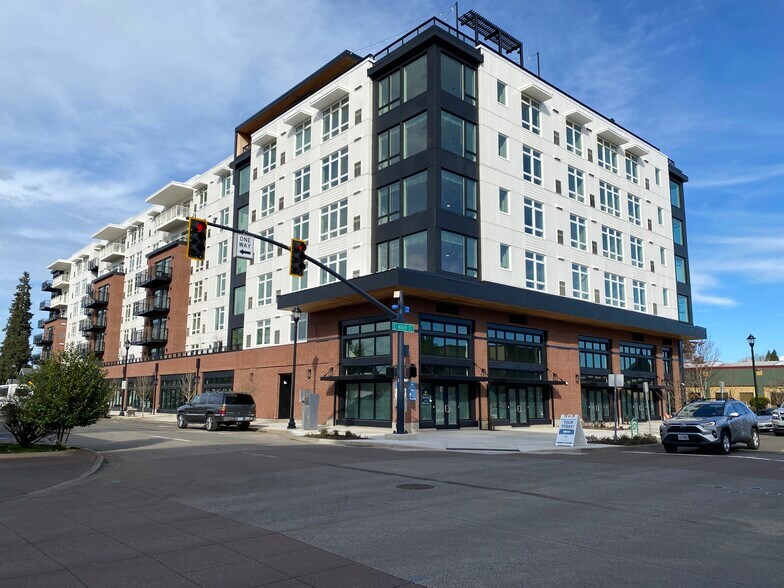 146 NE 4th Ave, Hillsboro, OR for lease - Building Photo - Image 1 of 2