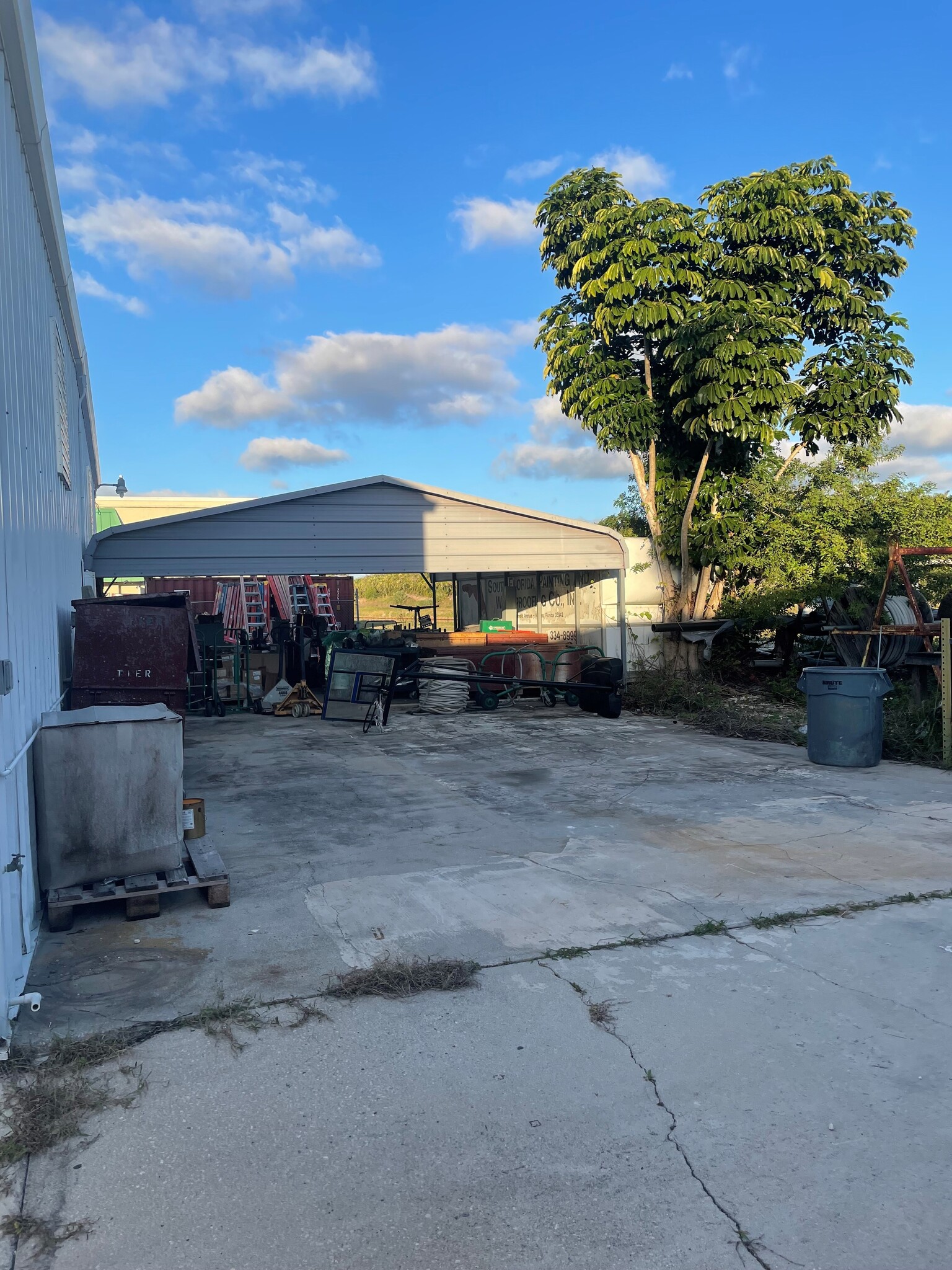 3885 Mercantile Ave Naples Fl 34104 - nxlc3ij