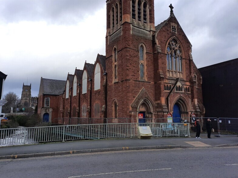 8-9 Bull Ring, Kidderminster for sale - Building Photo - Image 1 of 1