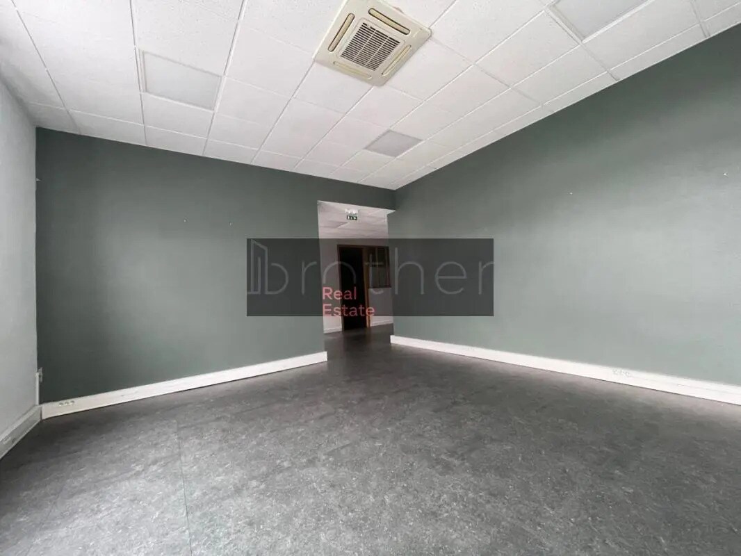Office in Bruges for lease Interior Photo- Image 1 of 8
