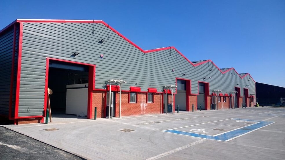 Tower House Ln, Hull for sale - Building Photo - Image 1 of 1