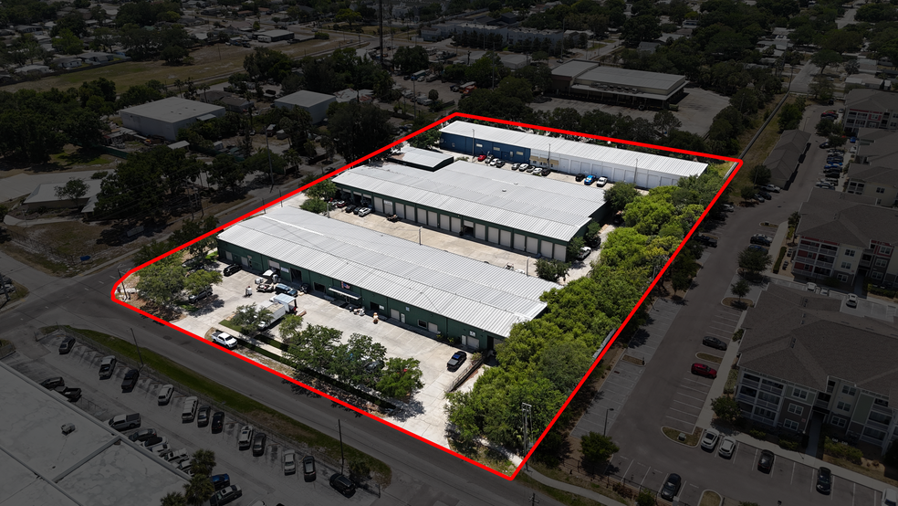 5201 S Lois Ave, Tampa, FL for lease - Building Photo - Image 1 of 4