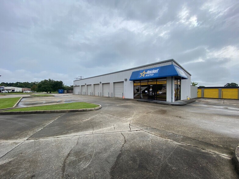 10777 Coursey Blvd, Baton Rouge, LA 70816