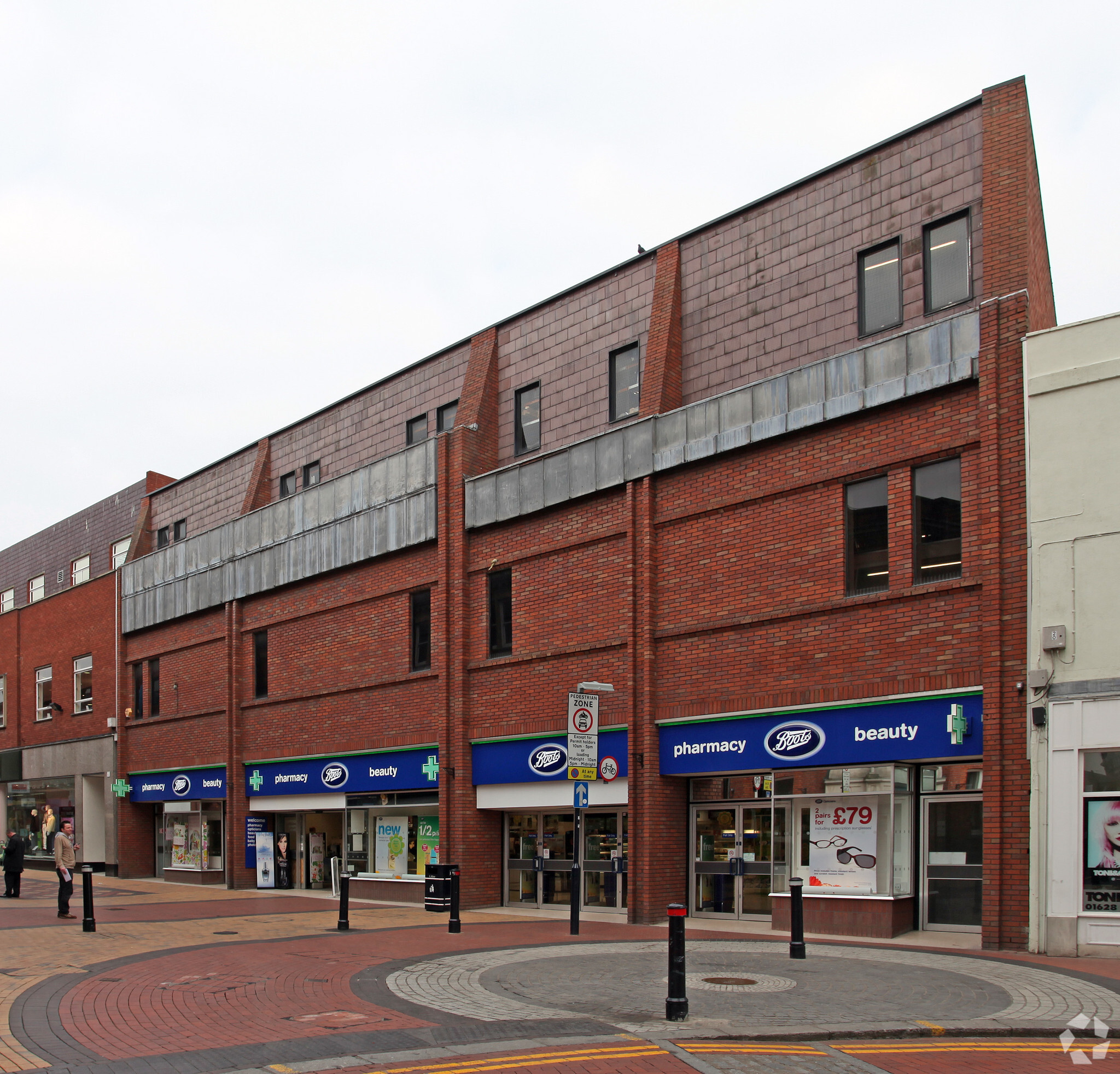 54-56 High St, Maidenhead for sale Primary Photo- Image 1 of 1