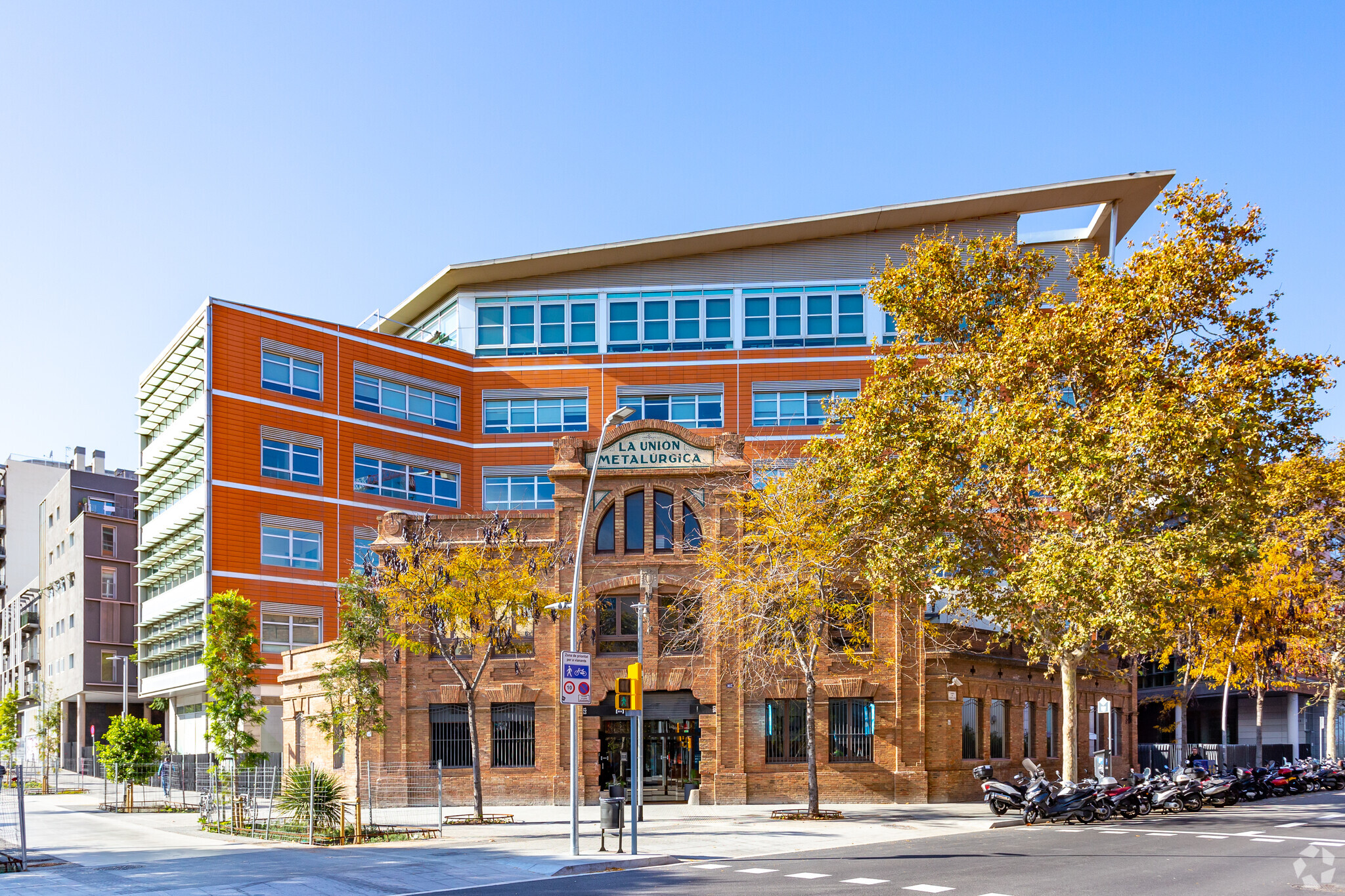 Carrer de Pamplona, 103-105, Barcelona, Barcelona for lease Building Photo- Image 1 of 5