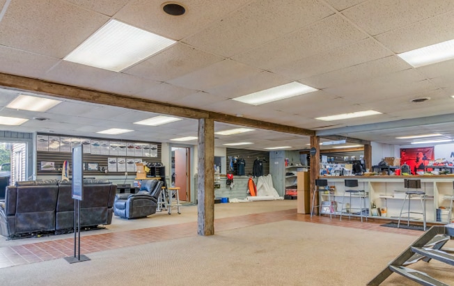 447 Washington St, Pembroke, MA for sale - Interior Photo - Image 3 of 5