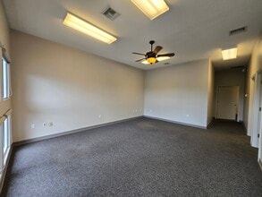 10935 SE 177th Pl, Summerfield, FL for lease Interior Photo- Image 2 of 8