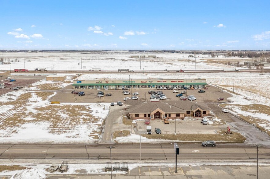 1151 Ryans Rd, Worthington, MN for lease - Building Photo - Image 3 of 8