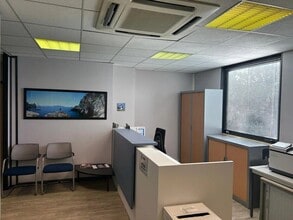 Office in Marseille for lease Interior Photo- Image 1 of 10