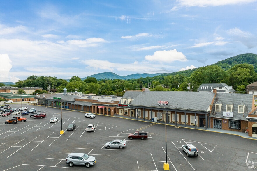 2061 Electric Rd, Roanoke, VA for lease - Building Photo - Image 2 of 11