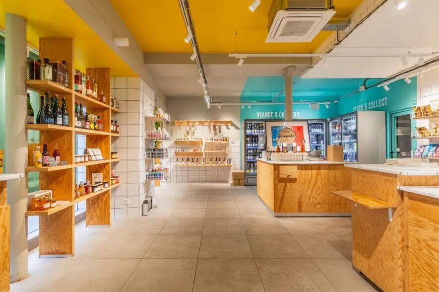 Retail in Bois-Colombes for lease - Interior Photo - Image 3 of 4