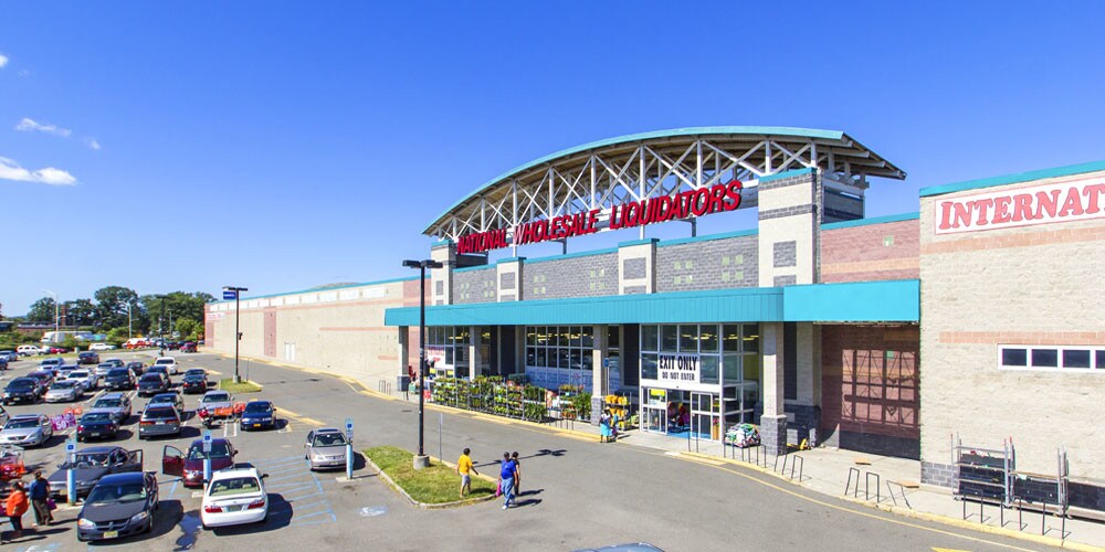 1 State Route 17 N, Lodi, NJ, 07644 Retail Space For Lease