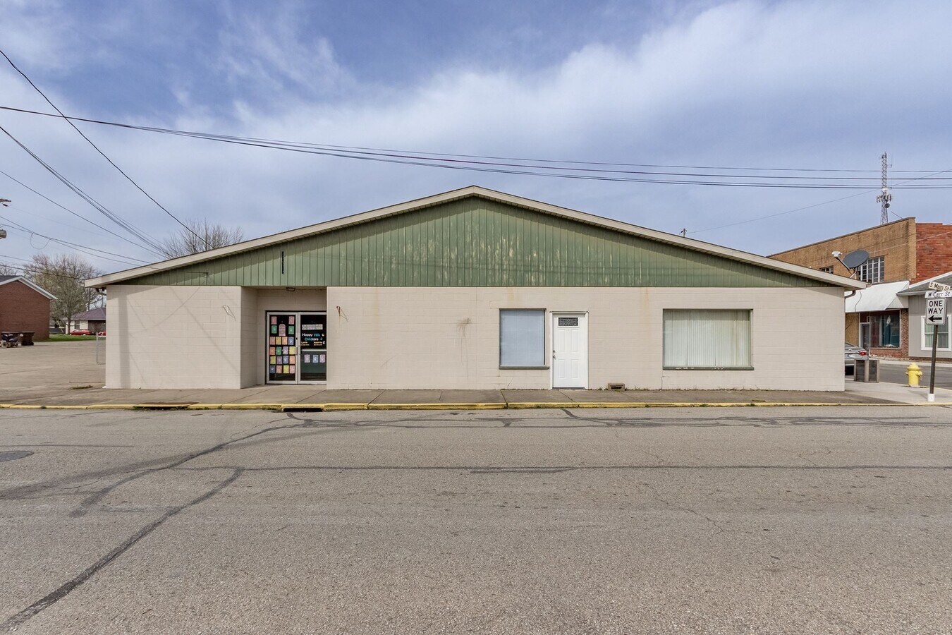 100 W Carr St, Milan, IN 47031