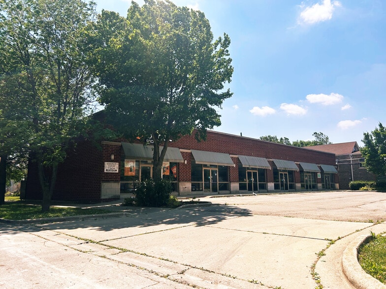 2649 N Central Ave, Chicago, IL for lease - Building Photo - Image 1 of 3