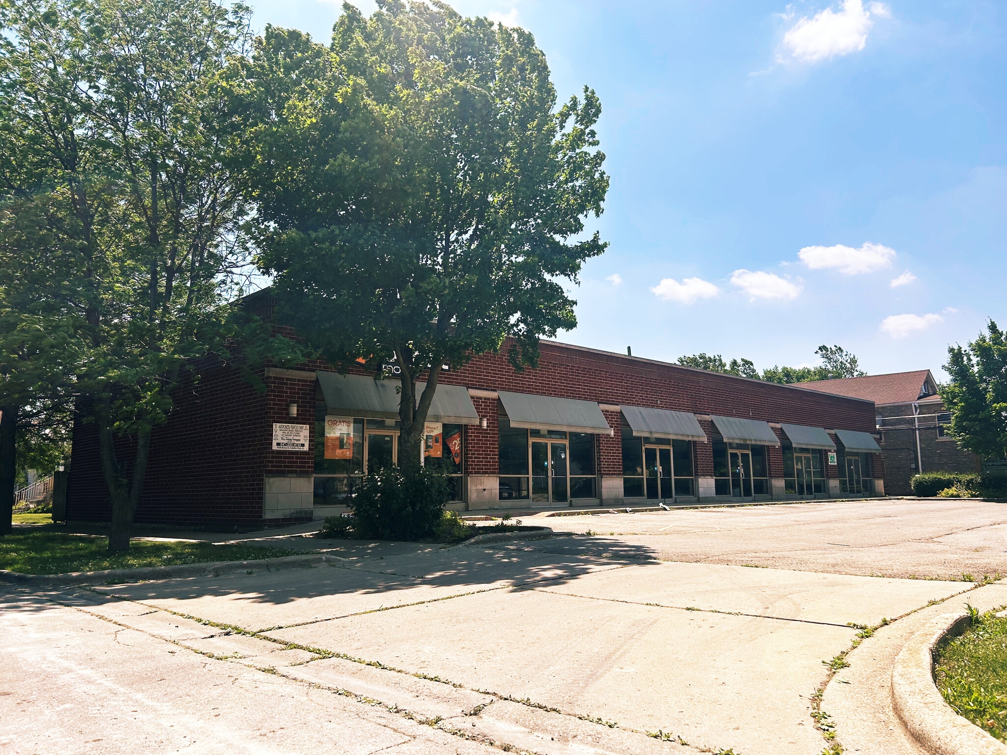 2649 N Central Ave, Chicago, IL for lease Building Photo- Image 1 of 4