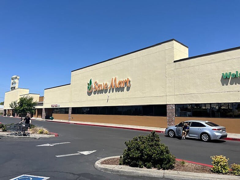 4713-4733 Quail Lakes Dr, Stockton, CA for lease - Building Photo - Image 1 of 6