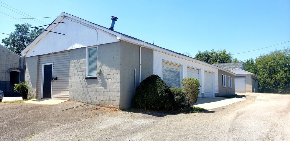 31 McNeel St, York, SC for lease - Primary Photo - Image 1 of 5