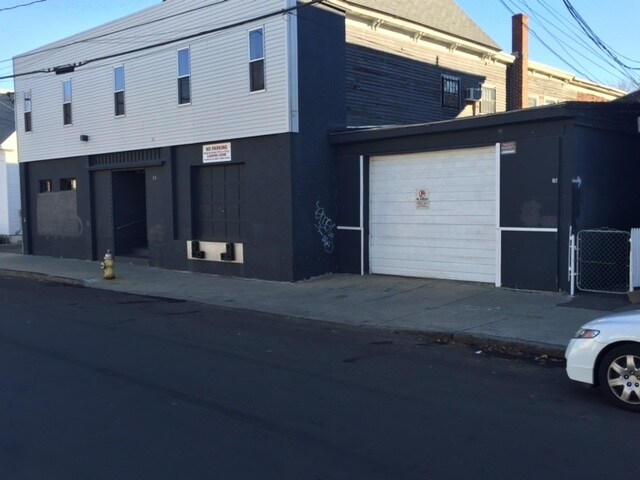 33 Springfield St, Lawrence, MA for sale Primary Photo- Image 1 of 1