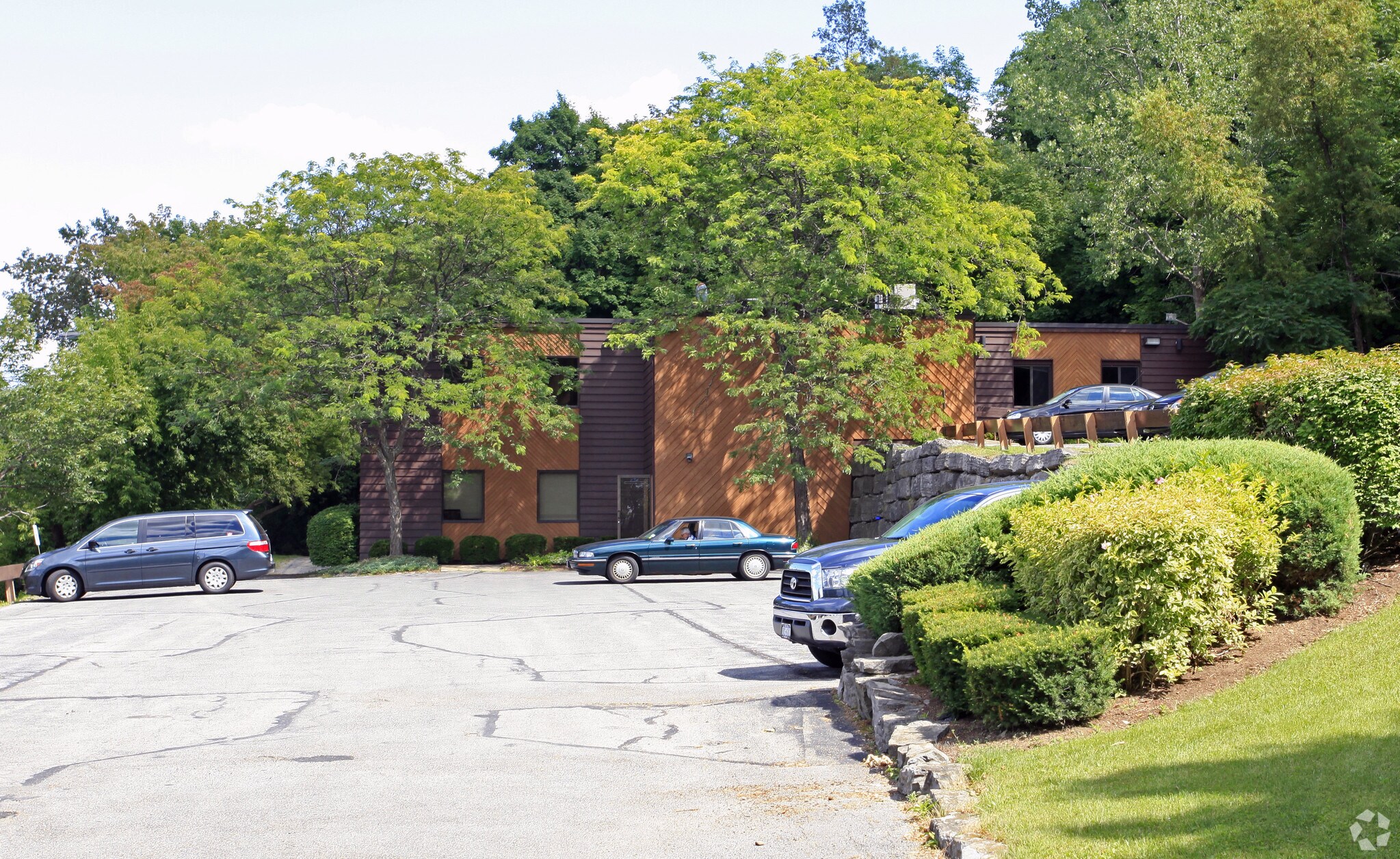 2717 Bellevue Ave, Syracuse, NY for sale Primary Photo- Image 1 of 1