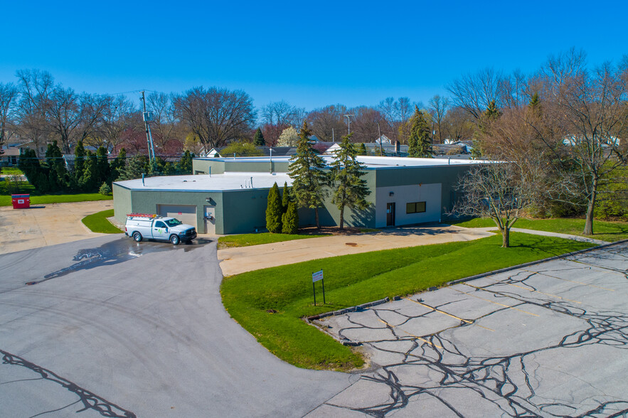 2730 E Coliseum Blvd, Fort Wayne, IN for lease - Building Photo - Image 1 of 4