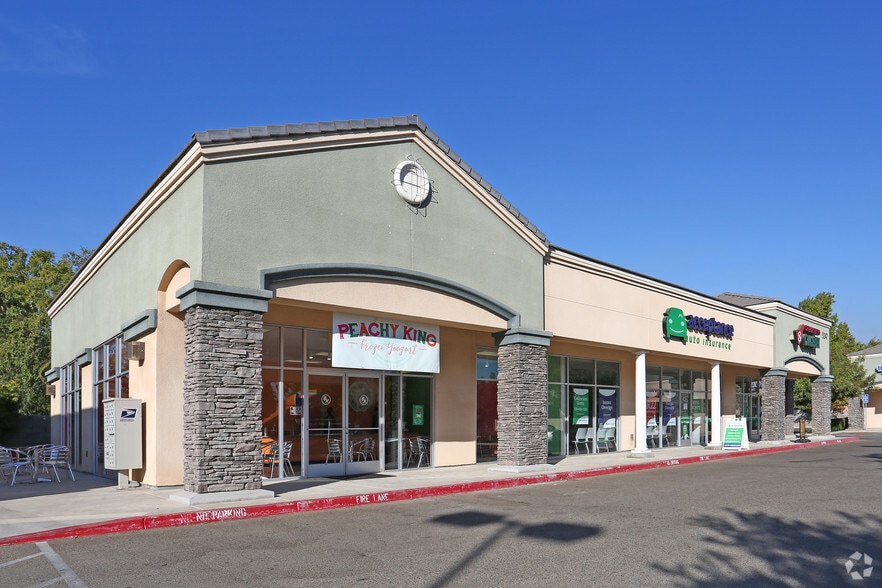 Sunnyside  Center portfolio of 2 properties for sale on LoopNet.com - Building Photo - Image 2 of 3