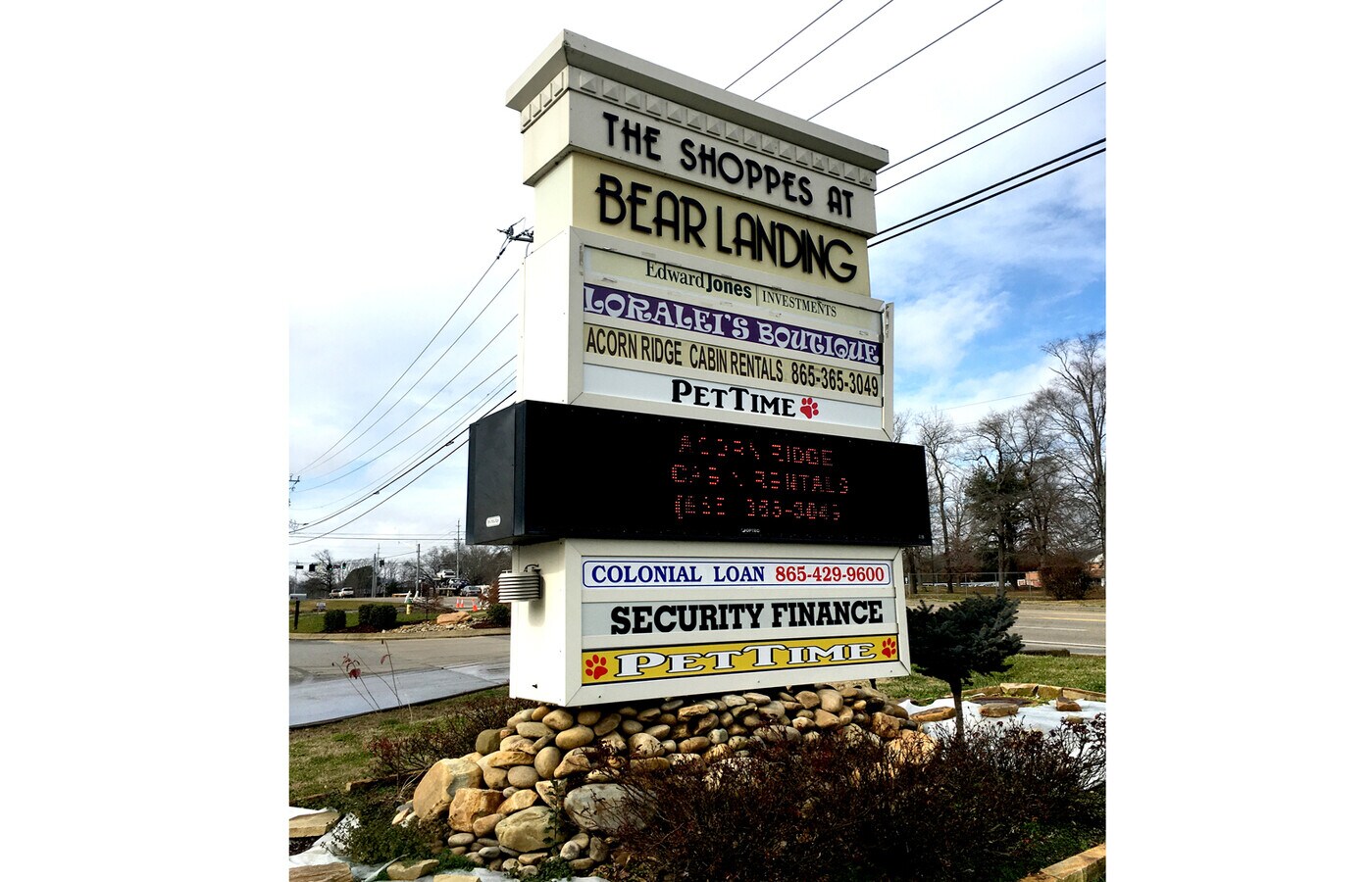 1235 Dolly Parton Pky, Sevierville, TN 37862 The Shoppes at Bear