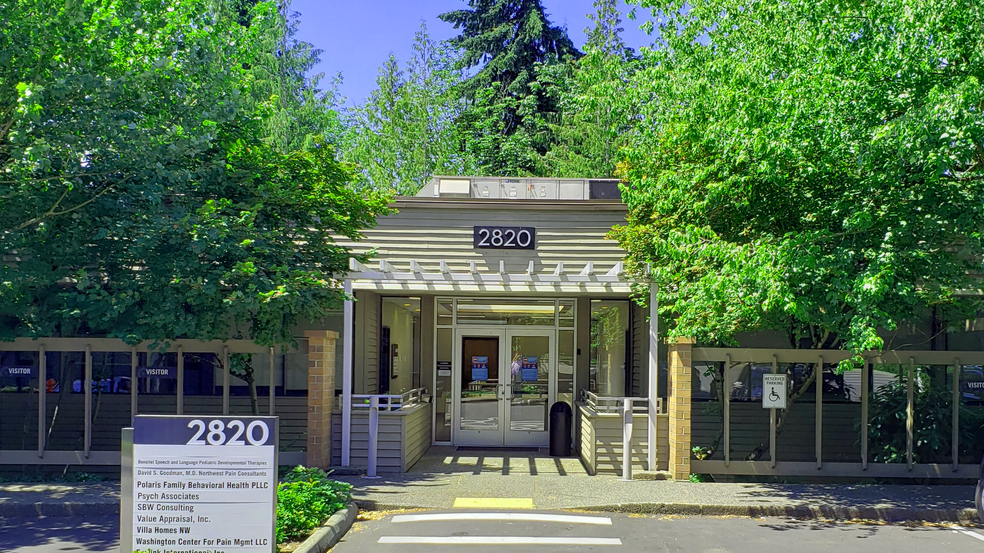 2820 Northup Way, Bellevue, WA for lease - Building Photo - Image 1 of 4