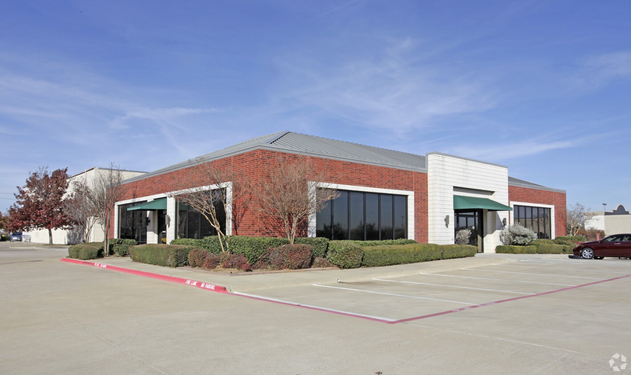 2331 Ascension Blvd, Arlington, TX for sale Primary Photo- Image 1 of 1