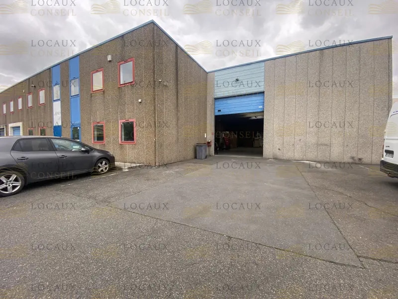 18 Rue Jules Vercruysse, Argenteuil for lease Primary Photo- Image 1 of 4