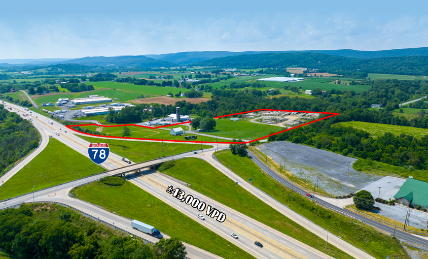 2300 Camp Swatara Rd, Myerstown, PA for lease - Building Photo - Image 1 of 1