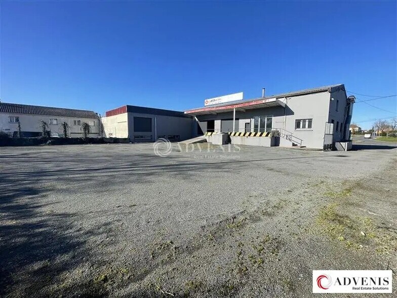 Flex in Lormont for lease - Building Photo - Image 1 of 12