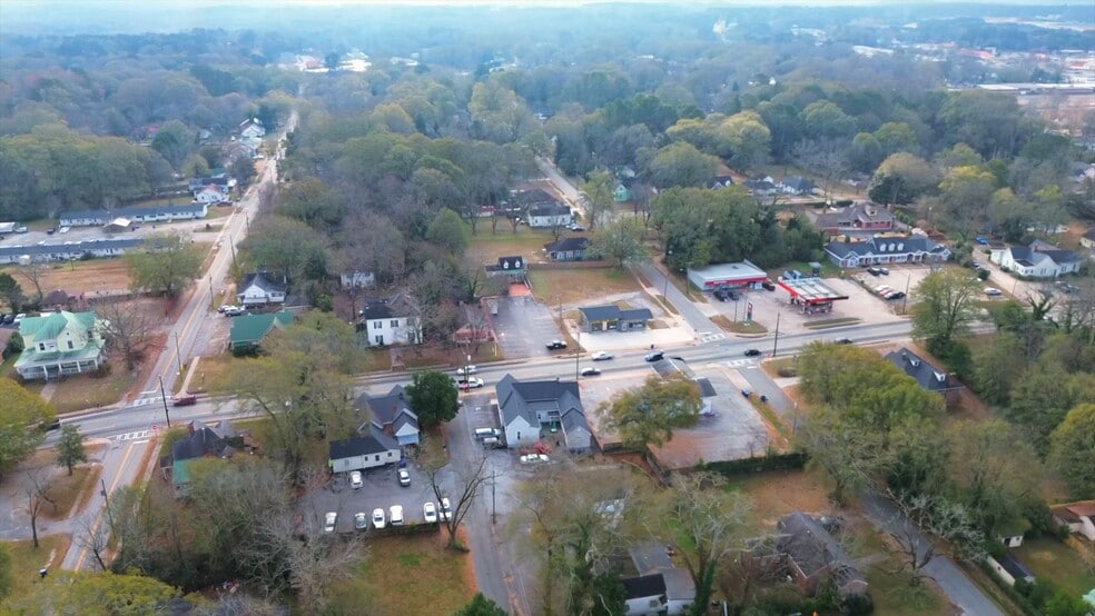 153 N Broad St, Winder, GA for sale - Commercial Listing Video - Image 2 of 7