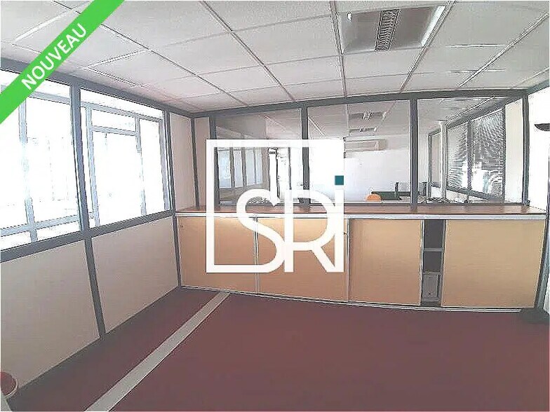 Office in Clermont-Ferrand for lease - Interior Photo - Image 3 of 10